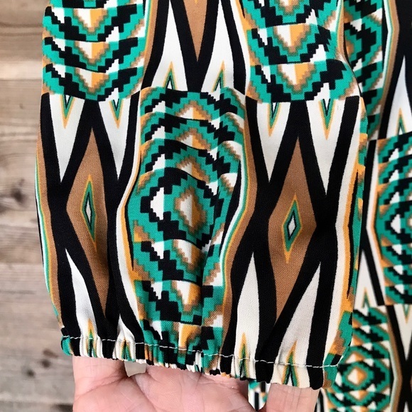 My Story 3/4 Sleeve Low Bow Back Dress Size Small - Picture 7 of 8